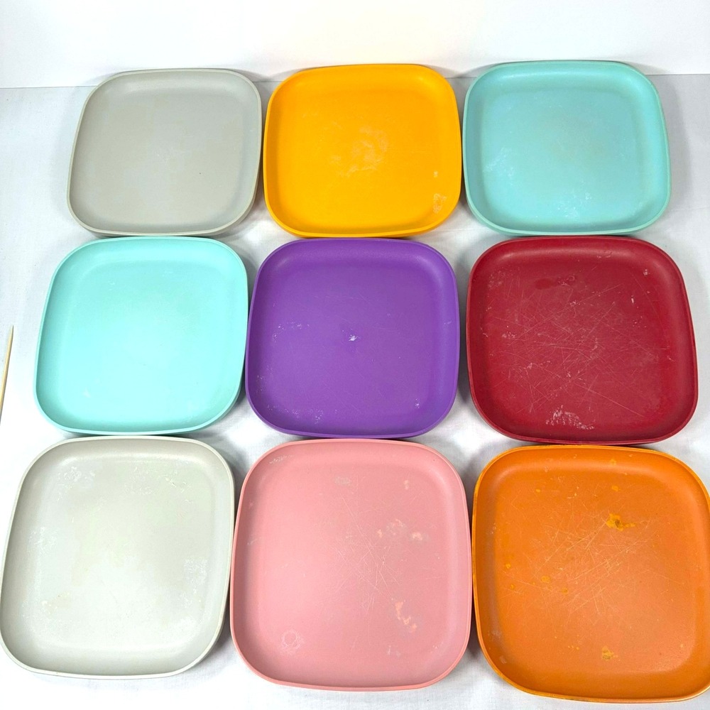 Vintage Tupperware 1534 8" Square Luncheon Plates Lot of 11 Holiday